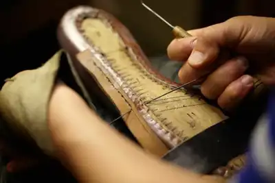 LVMH opens its doors to students