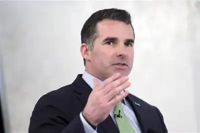 Founder and CEO of Under Armour steps down after 23 years