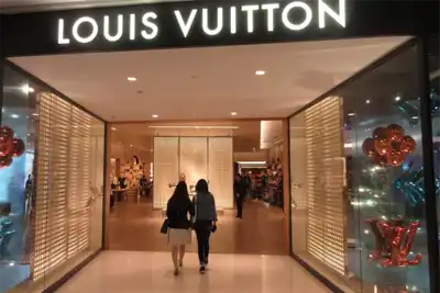 Louis Vuitton reportedly closing Hong Kong store