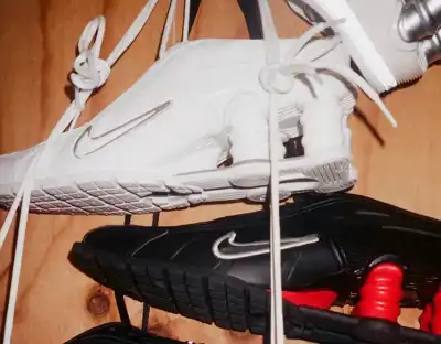 Off-the-pitch shoe for women footballers