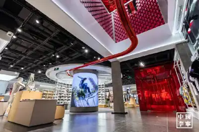Li-Ning opens its first ‘city custom store’
