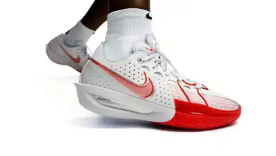 Nike debuts ZoomX foam in basketball