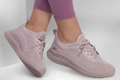Skechers celebrates record-high annual sales