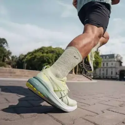 ASICS releases 2025 sustainability progress report